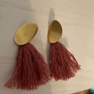 Madewell berry colored tassel and chunky gold earrings